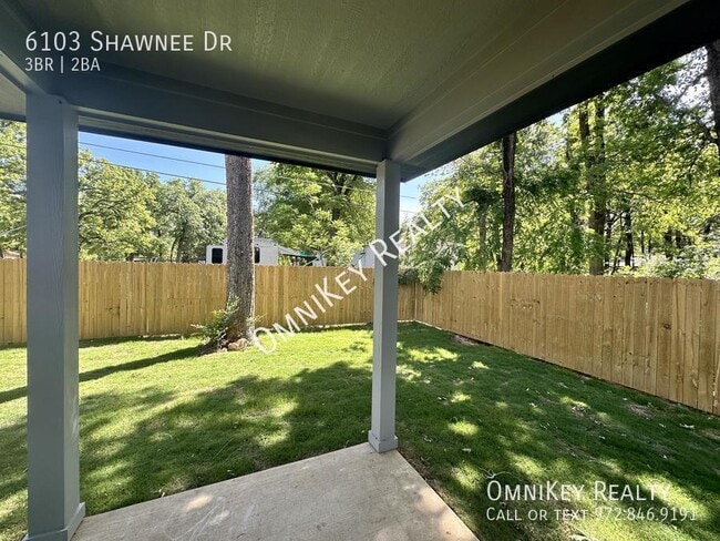 Building Photo - 6103 Shawnee Dr