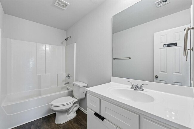 Building Photo - 933 S Blackjack Ln