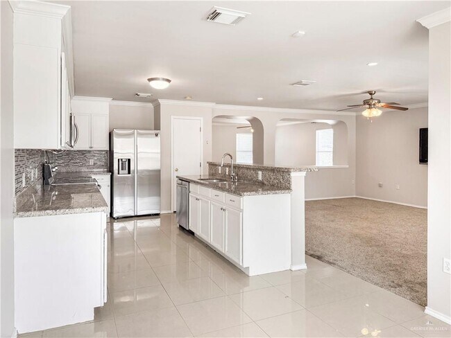 Building Photo - 20 Kilgore Ave