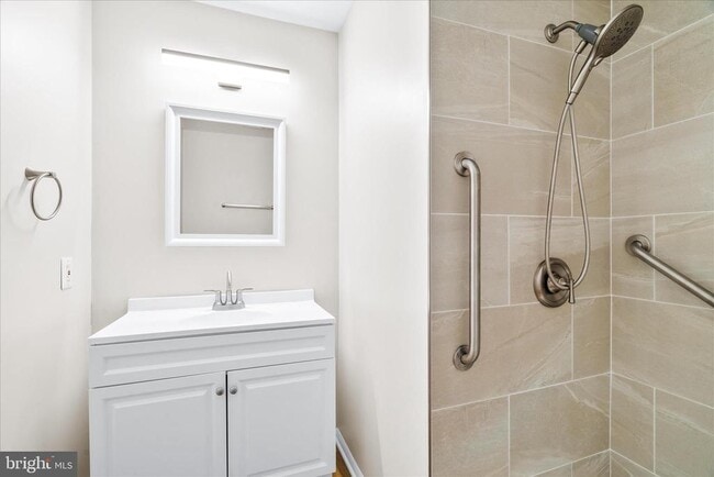 Building Photo - 5842 Holly Hock Pl