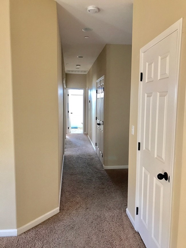 Building Photo - 4719 Ryzona Dr