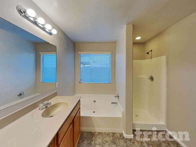 Building Photo - 8830 W Toronto Way