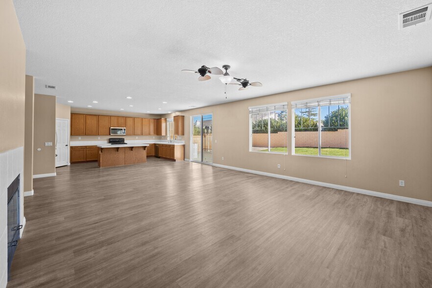 Building Photo - 38442 Wakefield Pl