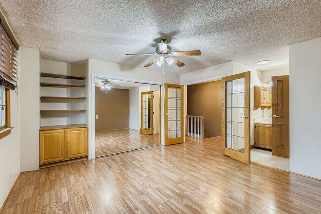 Building Photo - Stunning 3/2.5 home in Arvada!