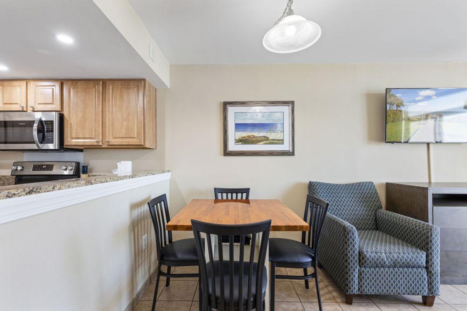 Building Photo - 3548 Alexandria Ave