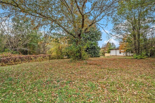 Building Photo - 6219 Heardsville Rd