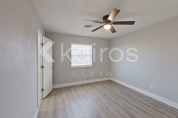 Building Photo - 2012 Ron Dr