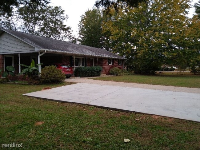 Building Photo - 3 br, 2 bath House - 2840 Concord Road
