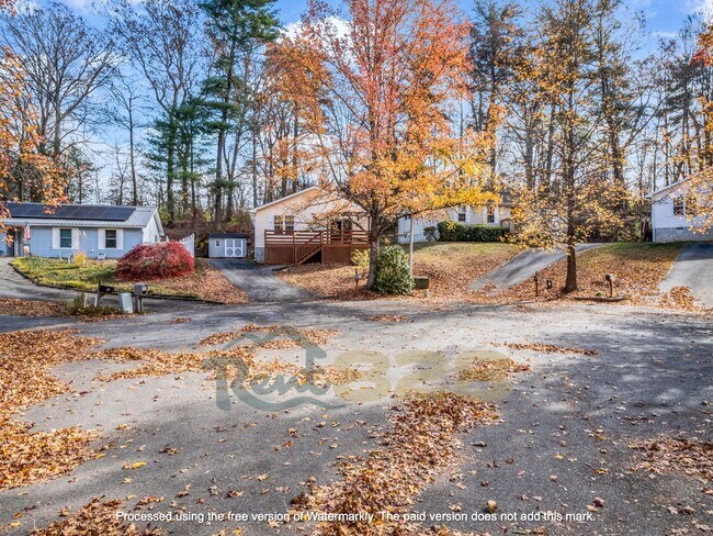 Building Photo - 15 Dawson Pl