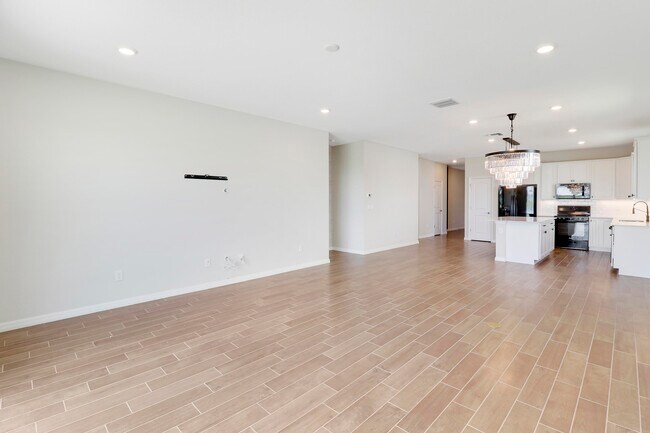 Building Photo - 12545 SW Gray Fox Ln