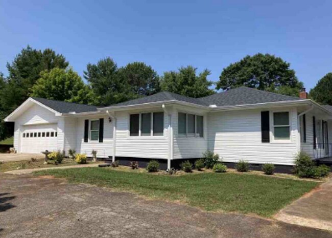 Building Photo - North Hall Ranch Home