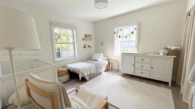 Building Photo - 5785 SW 54th Terrace