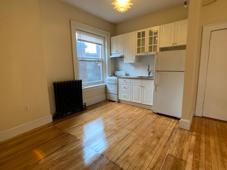 unit 16 - 456 Park Dr