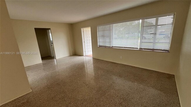 Building Photo - 1001 S 22nd Ct