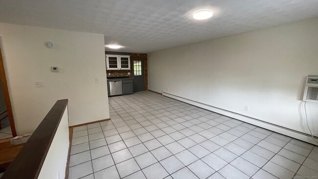 Building Photo - 188 Moore Dr