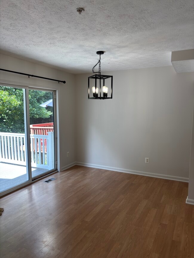 Building Photo - 526 Harbour Ct