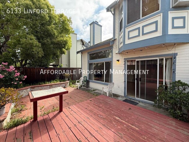 Building Photo - 6133 Linford Terrace