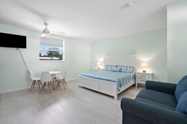 Building Photo - 670 Hernando St