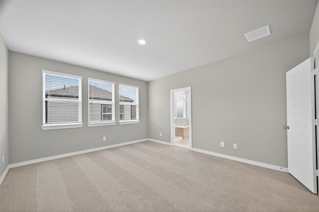Building Photo - 4121 Fig Grv St