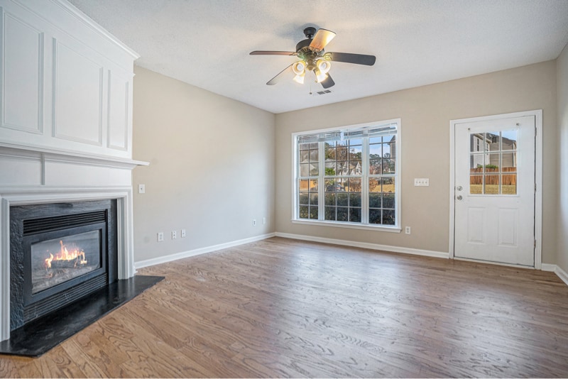 Building Photo - 2894 Regent Walk Dr