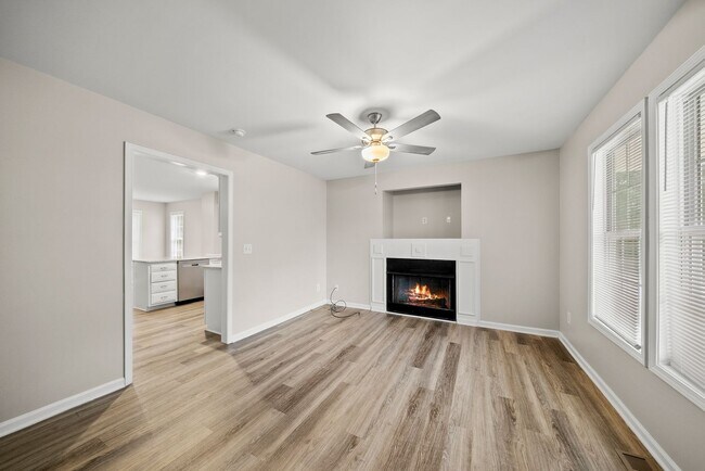 Building Photo - 201 Tonylee Ct