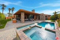 Building Photo - 50025-50021 Vía Aldea