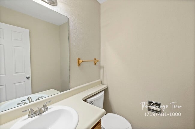 Building Photo - HUNTING MEADOWS 3BD CONDO IN GATED COMMUNITY  - Security Deposit Waiver Available