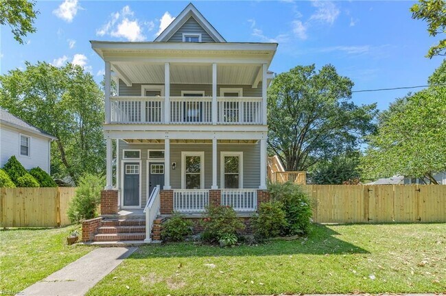 Building Photo - 1611 McDaniel St