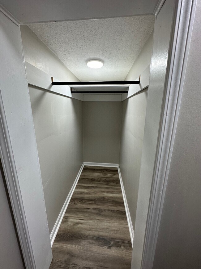 Building Photo - 349 W South St