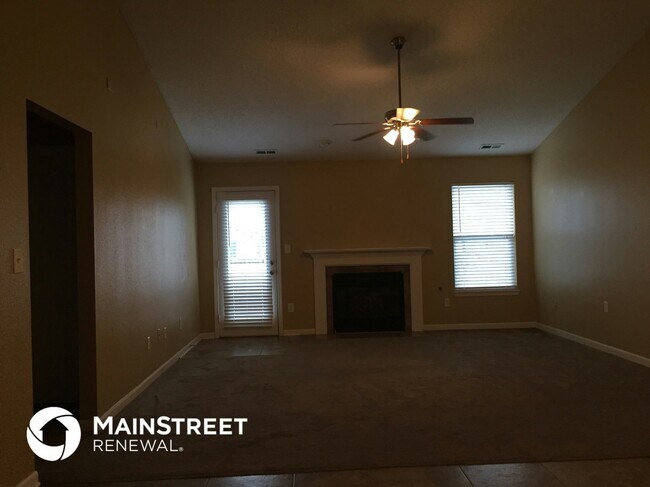 Building Photo - 6081 Bannister Ct