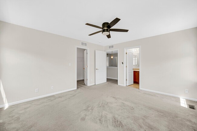 Building Photo - 803 W Courtland St