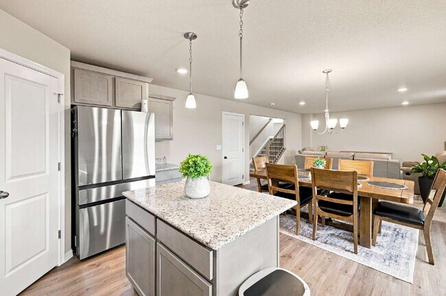 Building Photo - Beautiful 2025-Built 5 Bedroom Home with Finished Walk-Out Basement