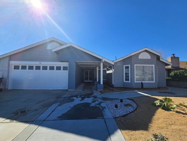 Building Photo - 2902 E Ave R12