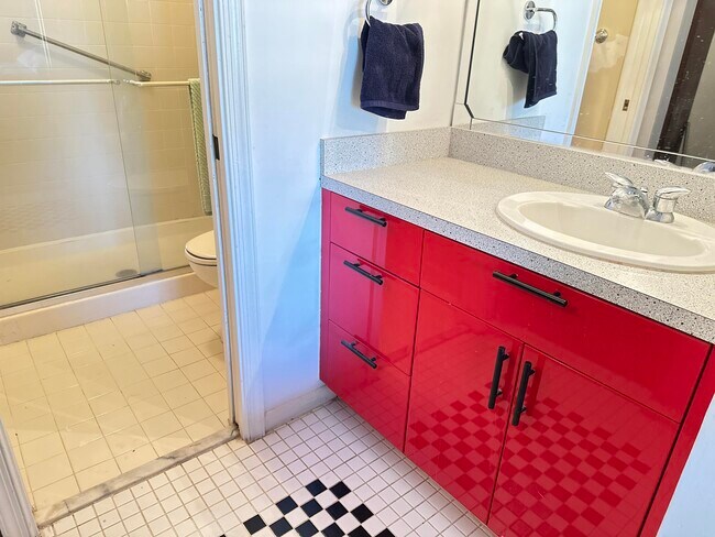 Building Photo - 7593 Tahiti Ln