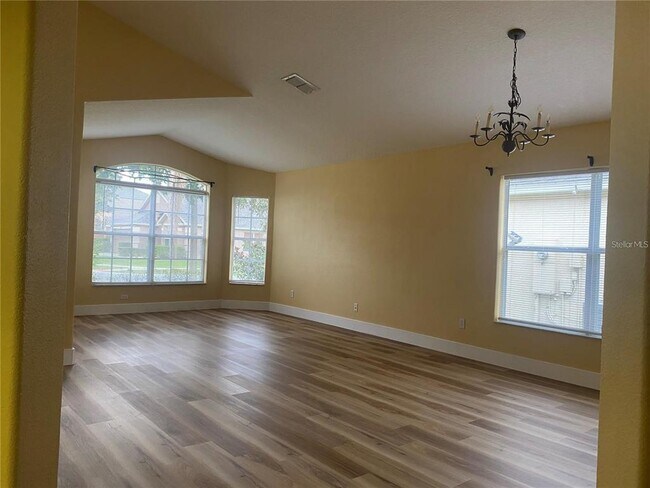 Building Photo - 10007 Doriath Cir