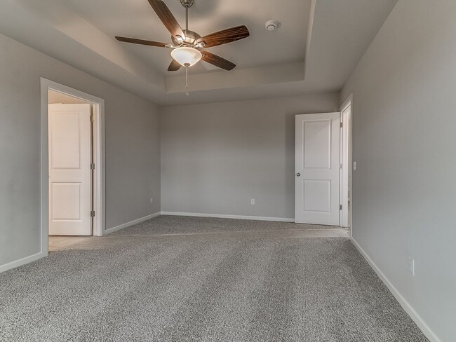 Building Photo - Beautiful New Home!