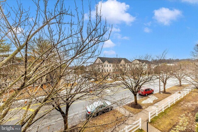 Building Photo - 13205 Cloppers Mill Dr