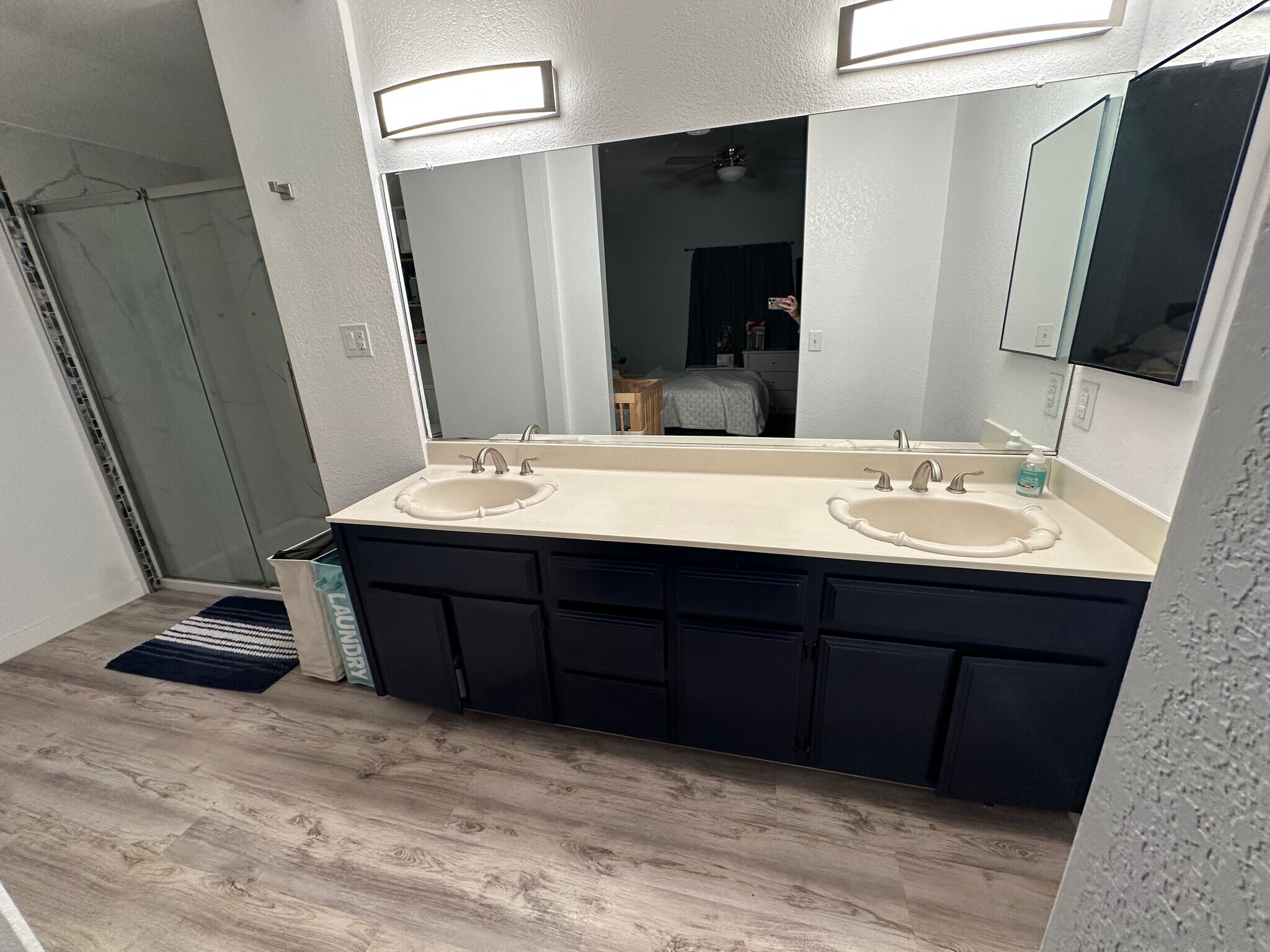 Building Photo - 491 W Carter St