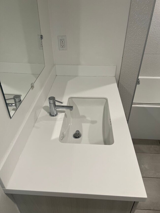 Building Photo - Modern - 2 Story Loft