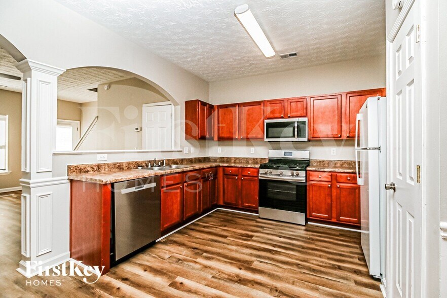 Building Photo - 6014 Centennial Run