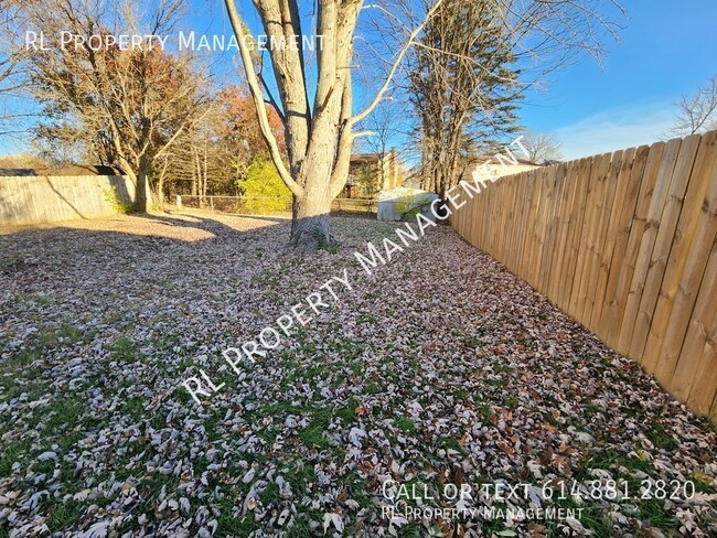 Building Photo - Spacious home in Lake Darby