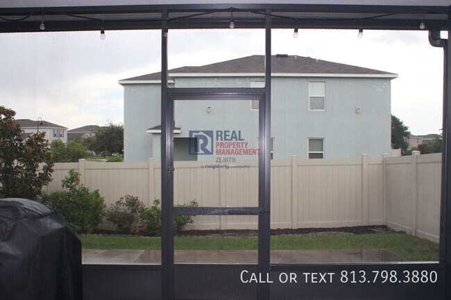 Building Photo - 3199 Suncoast Plains Dr