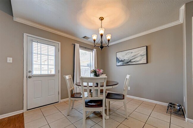 Building Photo - 10826 Aly Trace Ct