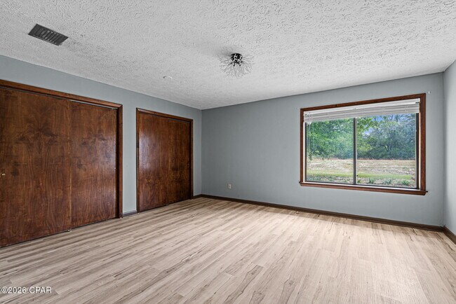 Building Photo - 2194 Briawood Cir
