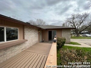 Building Photo - 116 Meadow Lark