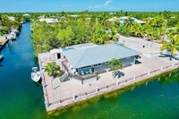 Building Photo - 1540 Lantana Ln