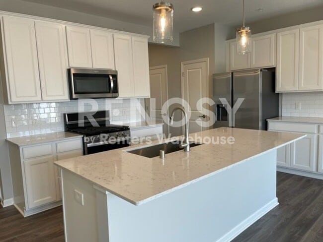Building Photo - Union Park 3 Bedroom 2.5 Bath Townhome in Lake Elmo