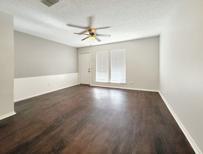 Building Photo - Stylish 2-Bedroom Townhome with Private Patios & Modern Finishes in Burleson, TX