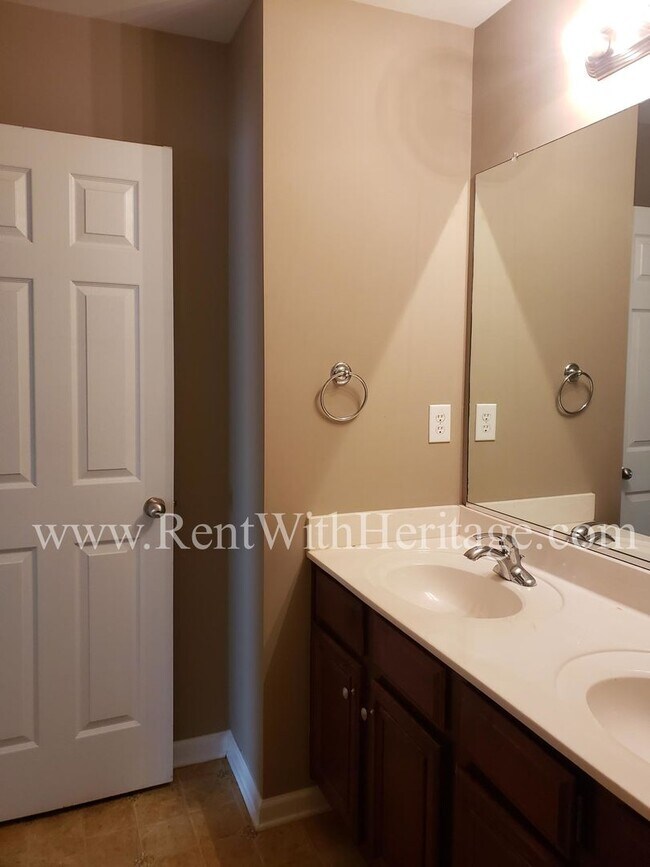 Building Photo - GORGEOUS HOME / UPGRADES GALORE/ GREAT LOCATION!!! CHAPEL HILL SCHOOLS