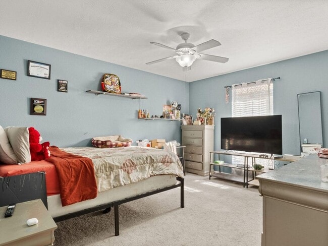 Building Photo - 146 R Allen Rd